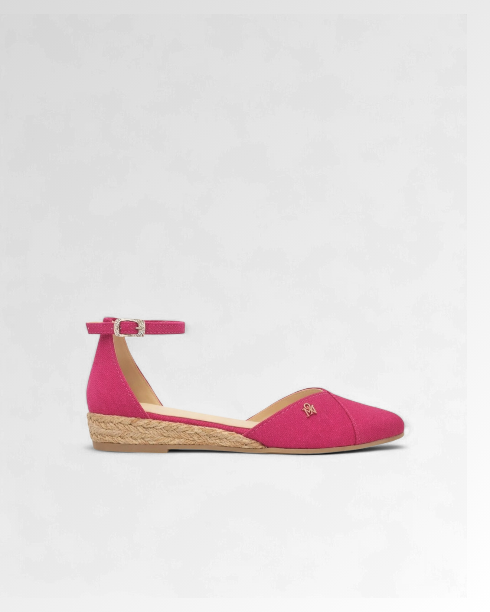 High-Strap Demi Flat