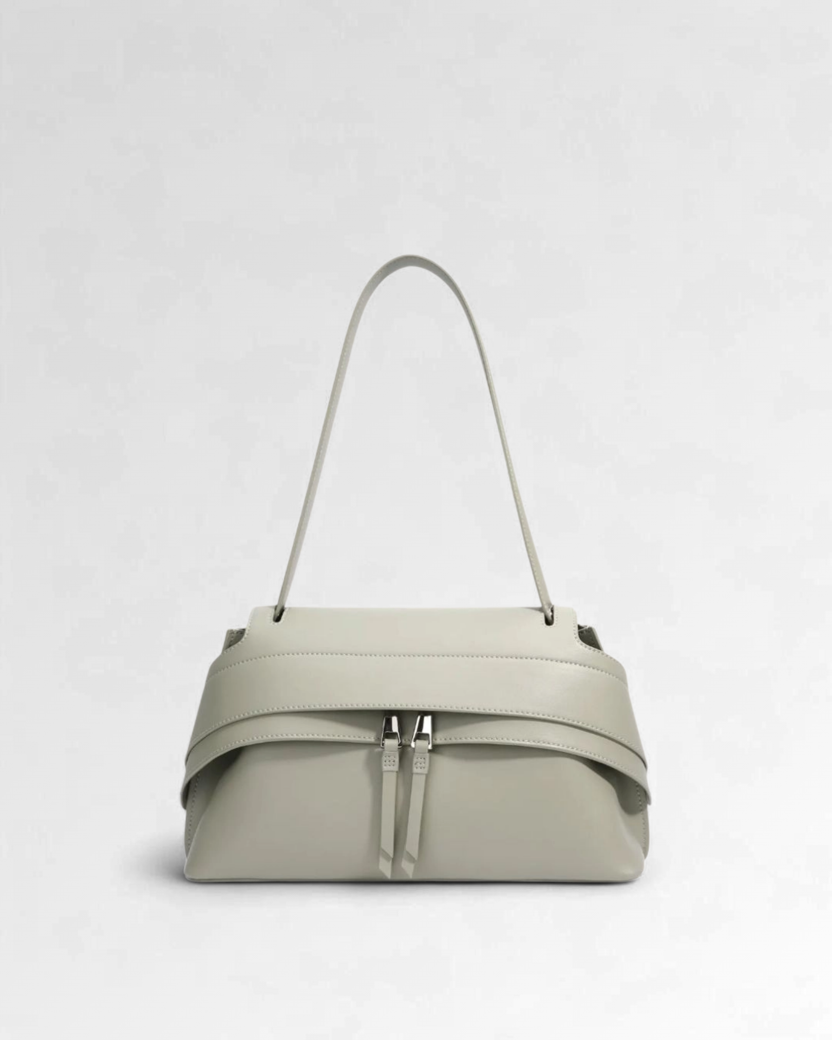 Foldover Bag in Top Grain Cowhide