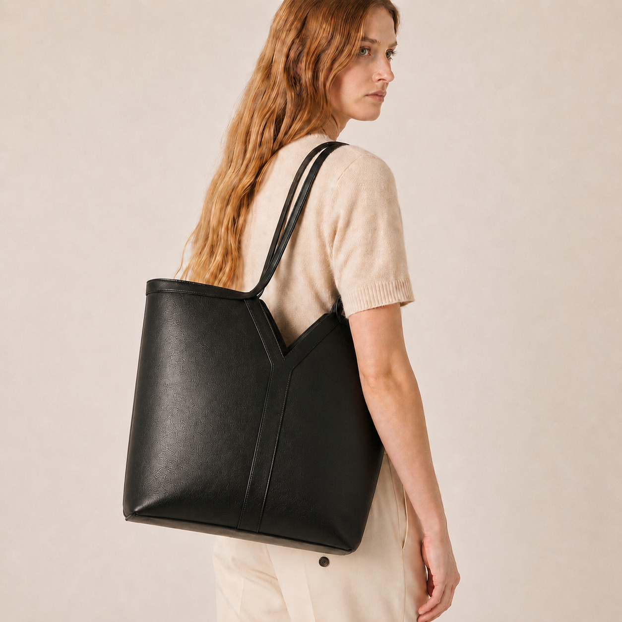 Le Classique V-Tote