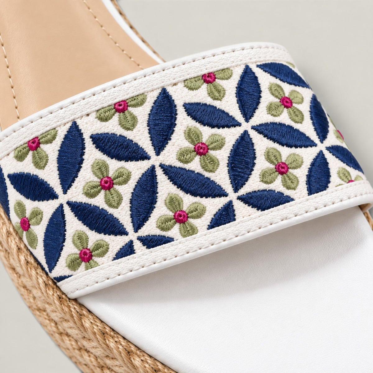 Azulée 100 detailed floral embroidery close-up