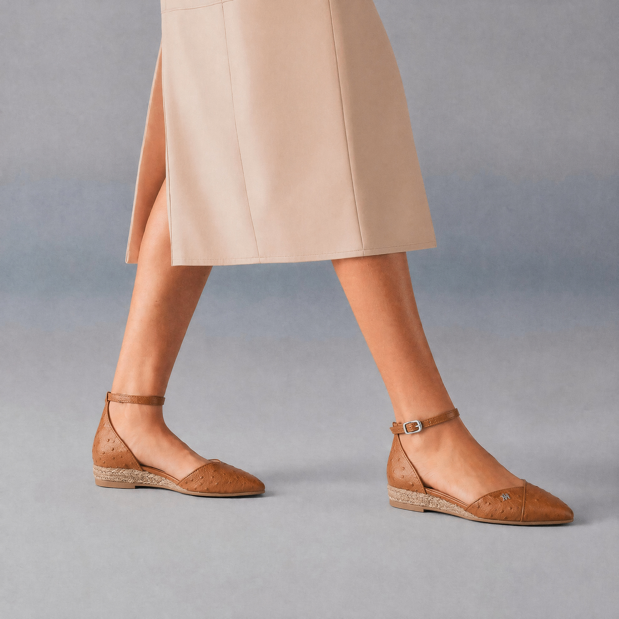 Ostria Luxe Demi Flat