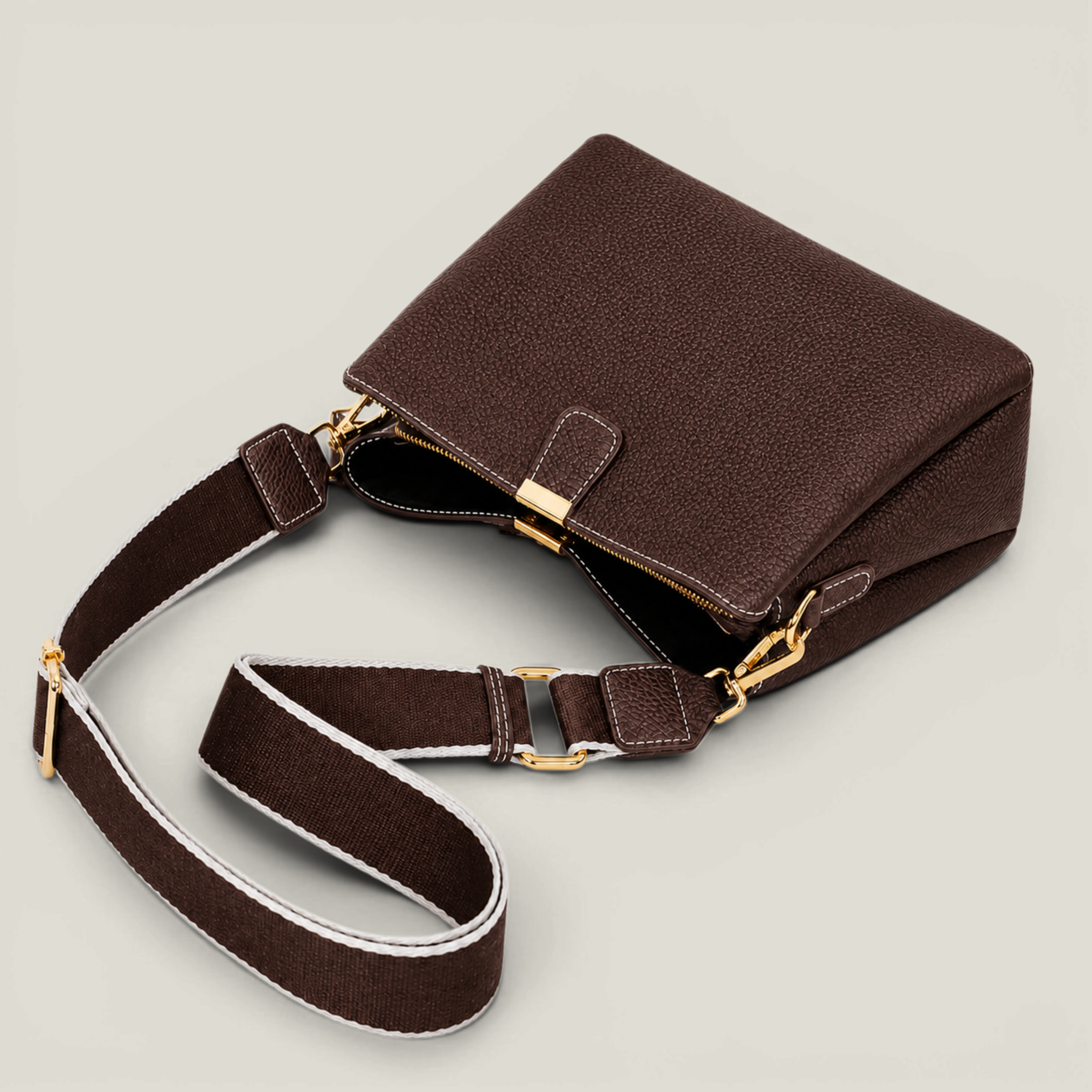 Le Trio Pebbled Bag