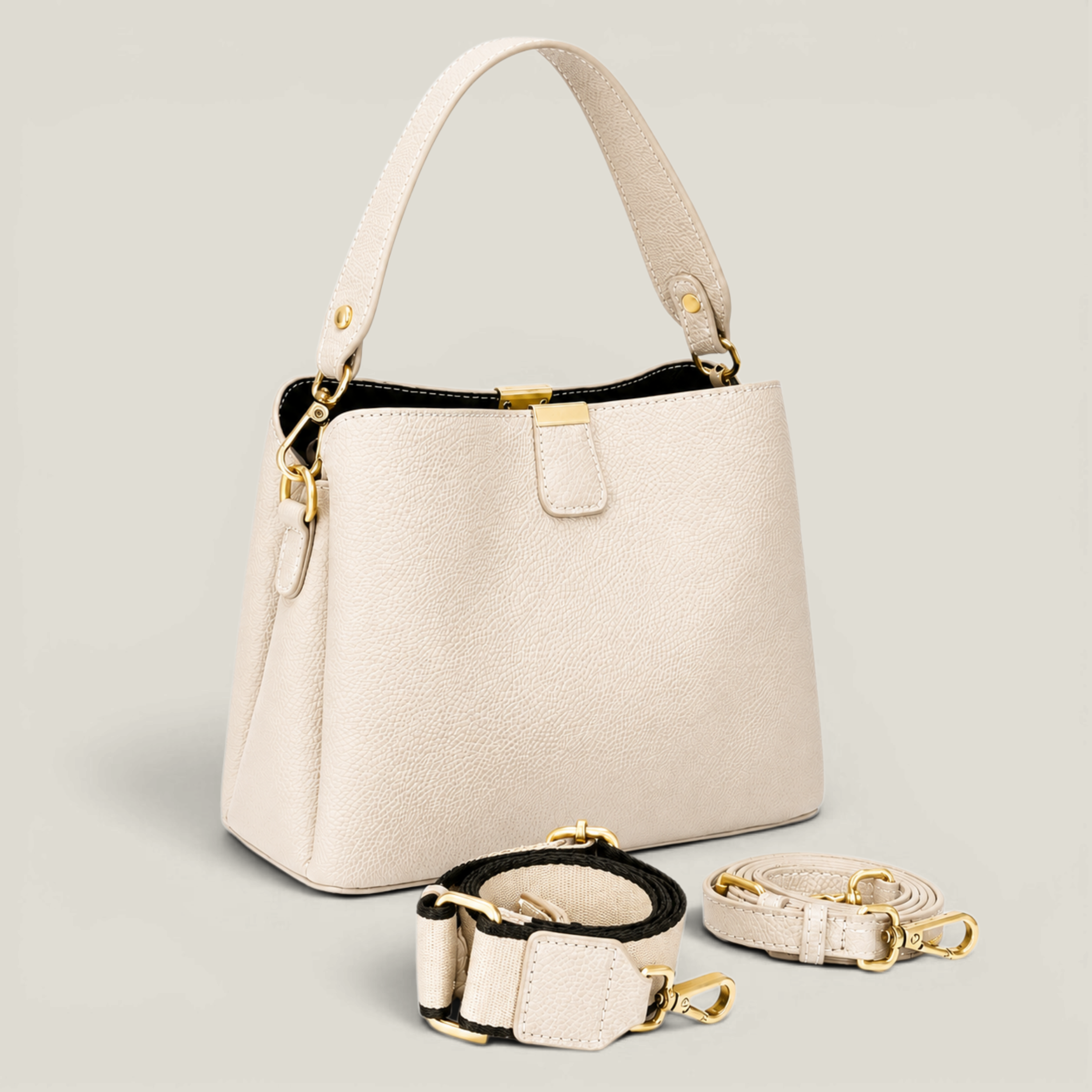 Le Trio Pebbled Bag