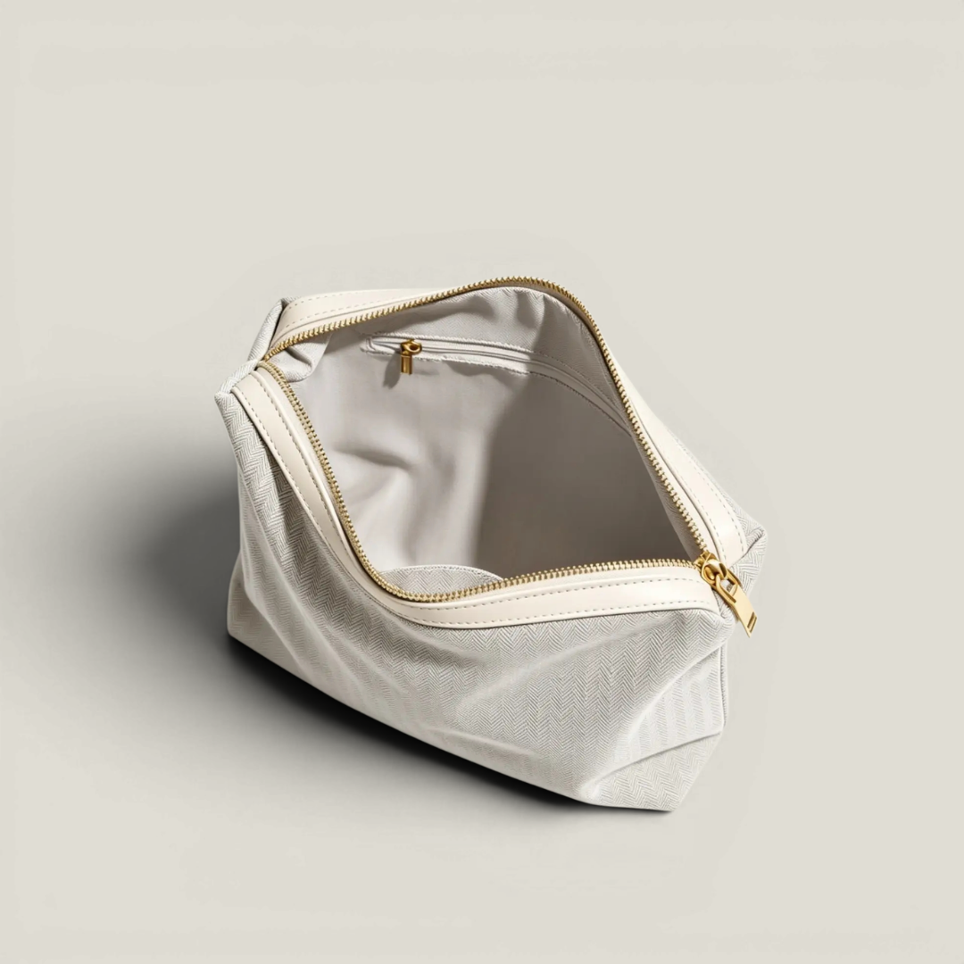Knotted Arc Tote