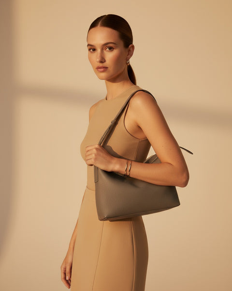 Palma Daily Hobo in Pebbled Cowhide Leather