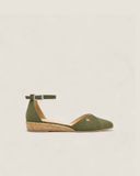 High-Strap Demi Flat