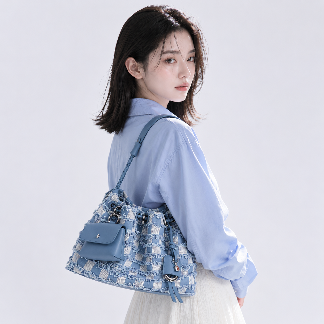 Bleu Tissé Bucket Bag