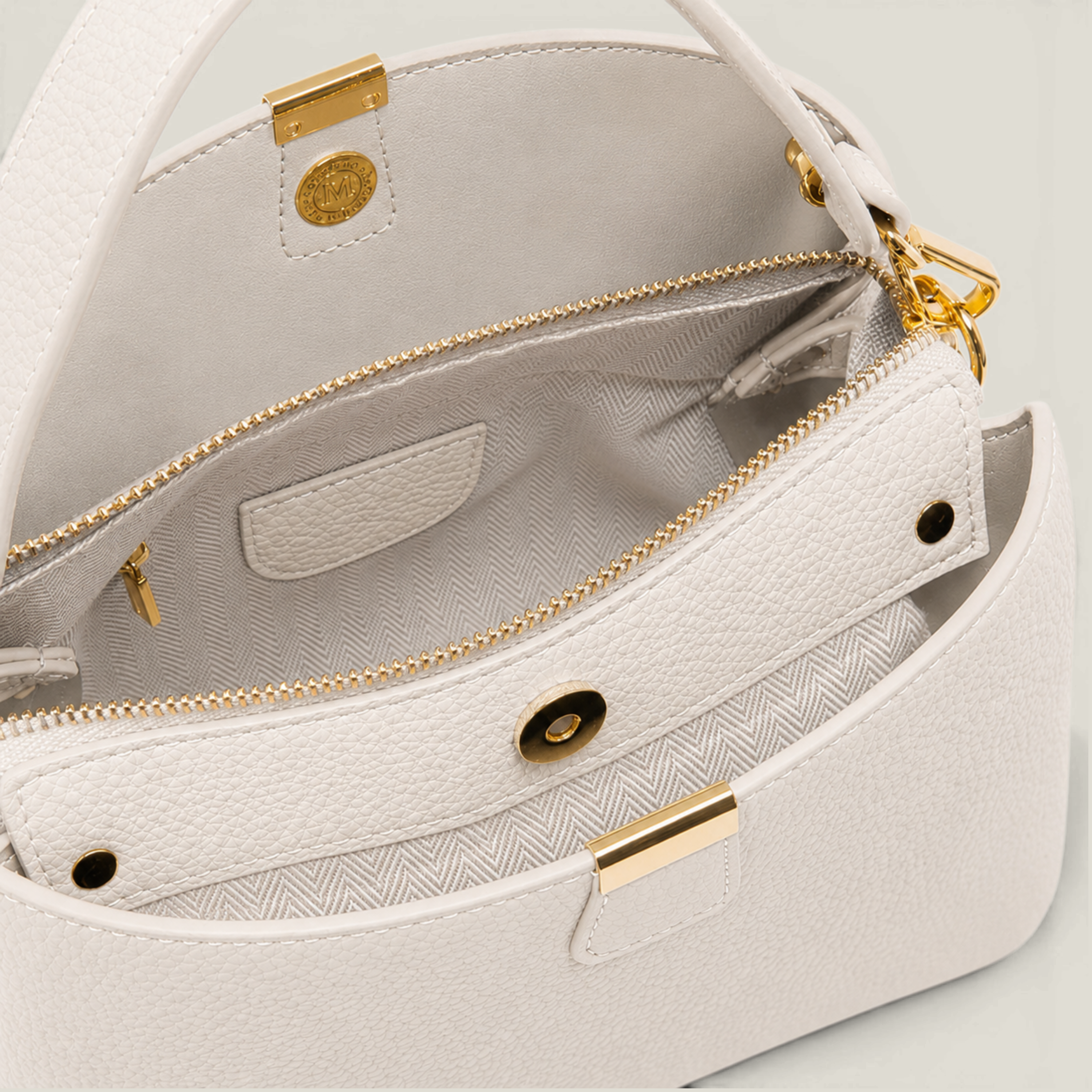 Le Trio Pebbled Bag