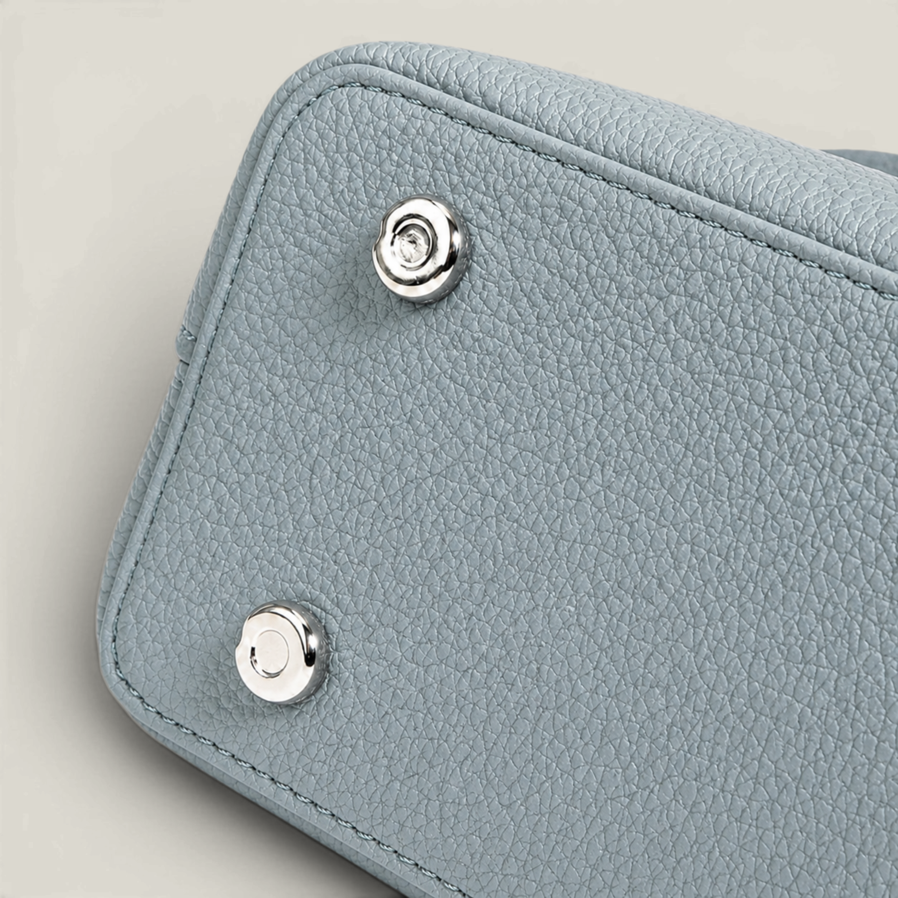 Le Classique Pebbled Bag