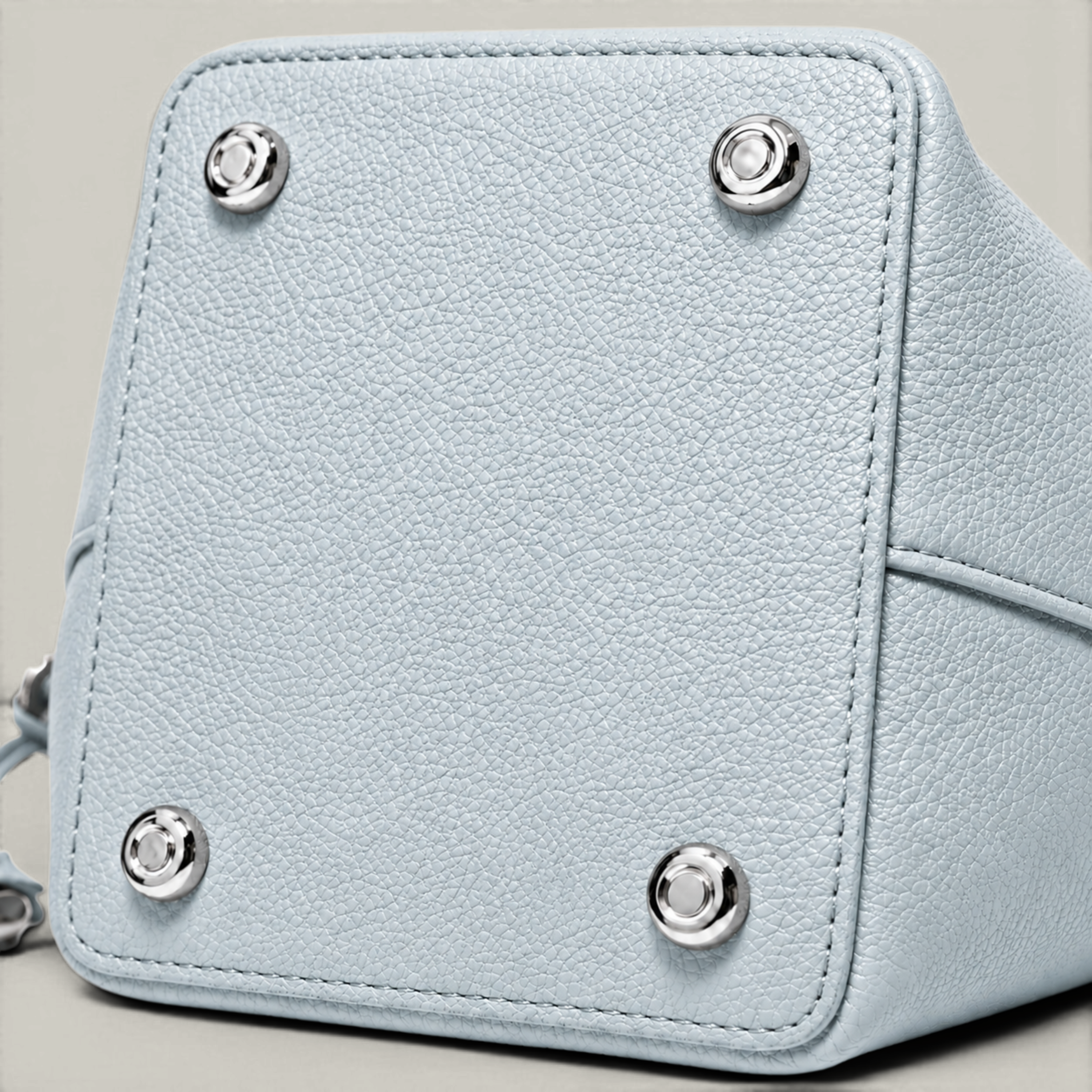 Mini Cuir Bucket Bag