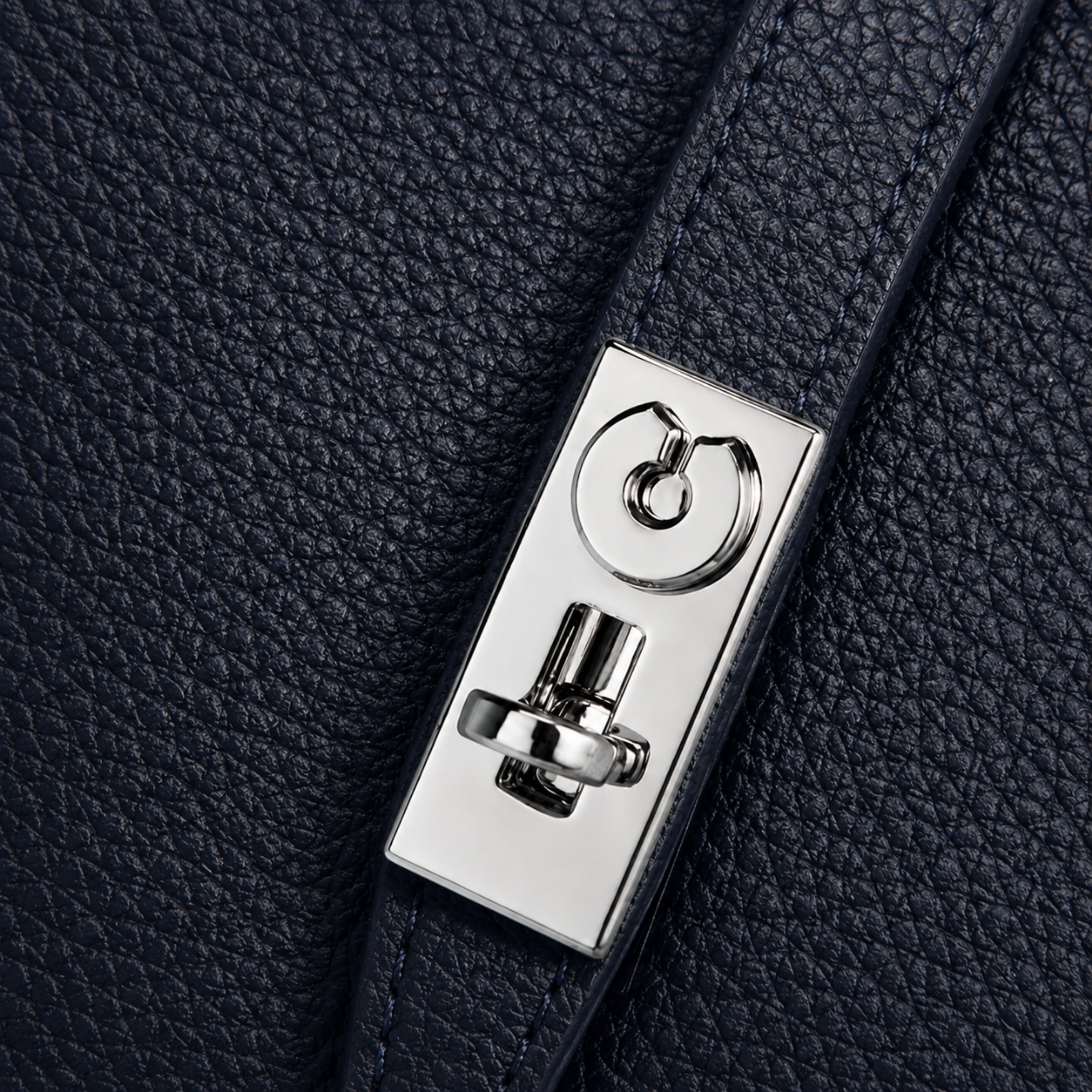 Mini Cuir Bucket Bag