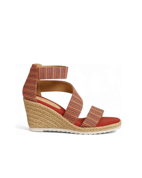 Tramara in Scarlet Thread