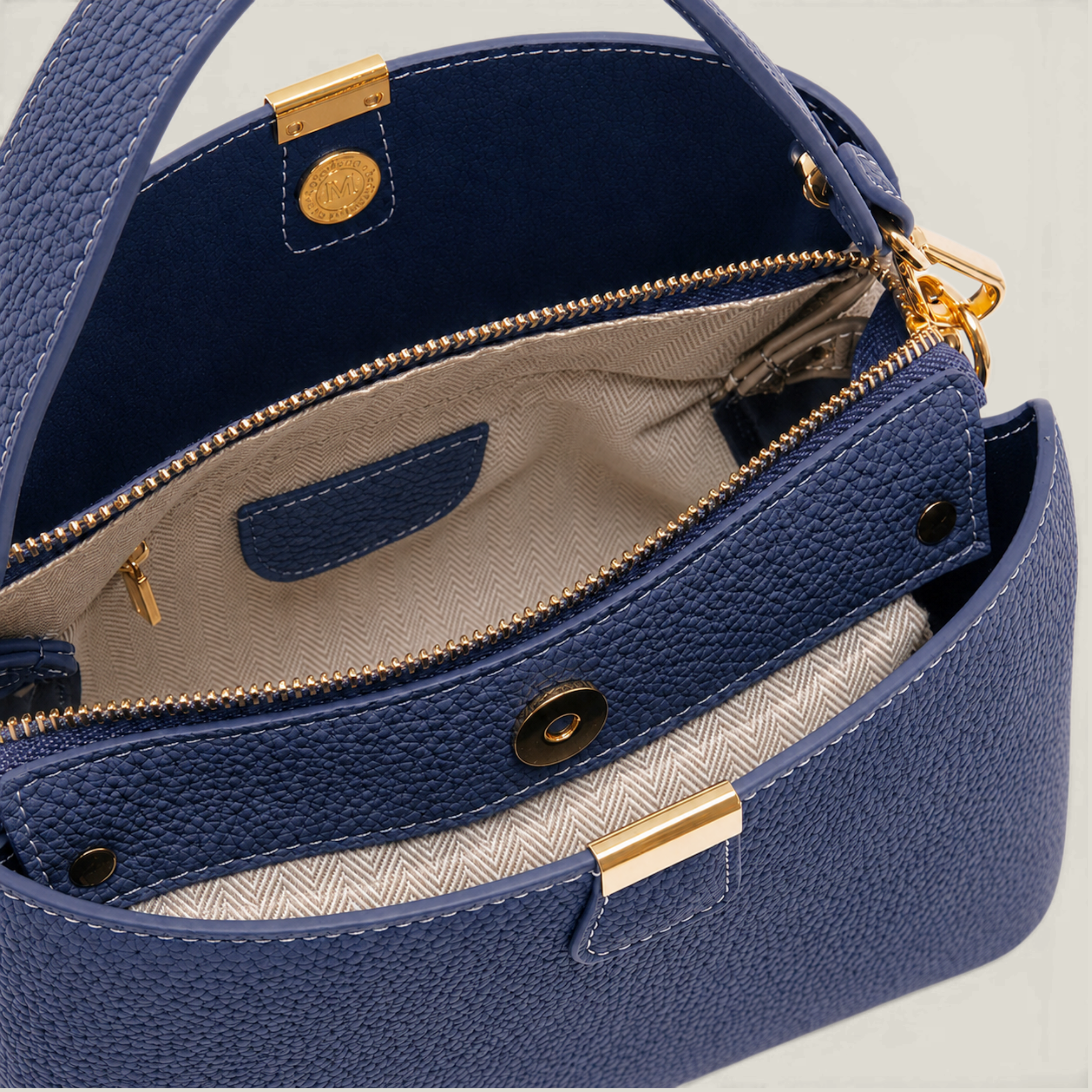 Le Trio Pebbled Bag