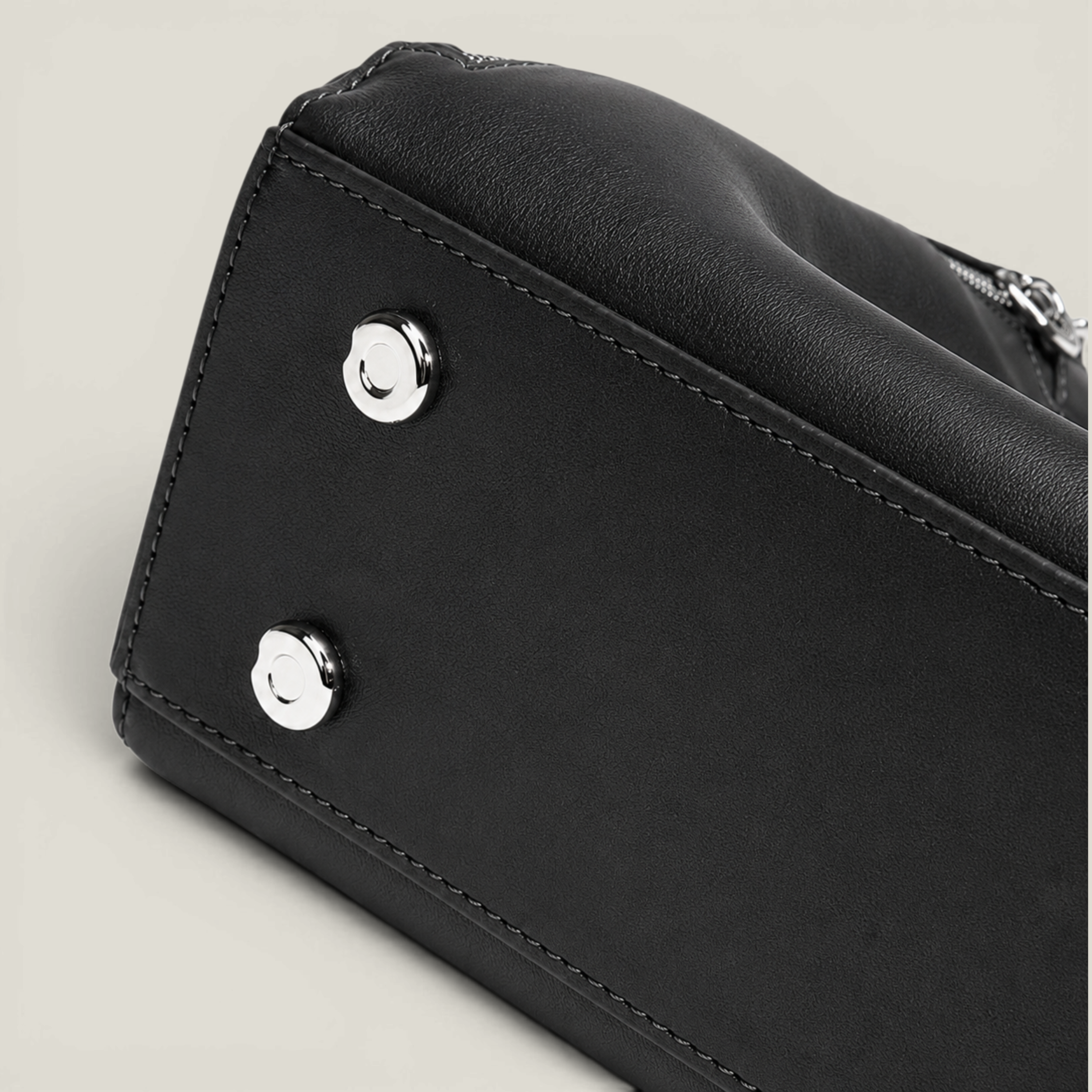 Commutet Handbag